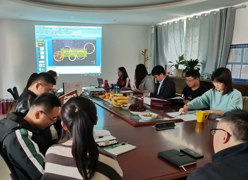 西微雅邀請美國加州葡萄干管理委員會陸老師為員工進(jìn)行產(chǎn)品培訓(xùn)(圖3)